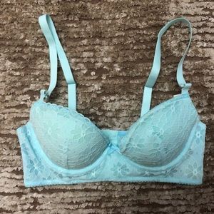 🛑LAST DROP REMOVING SOON🛑Gilly Hicks push- up bra